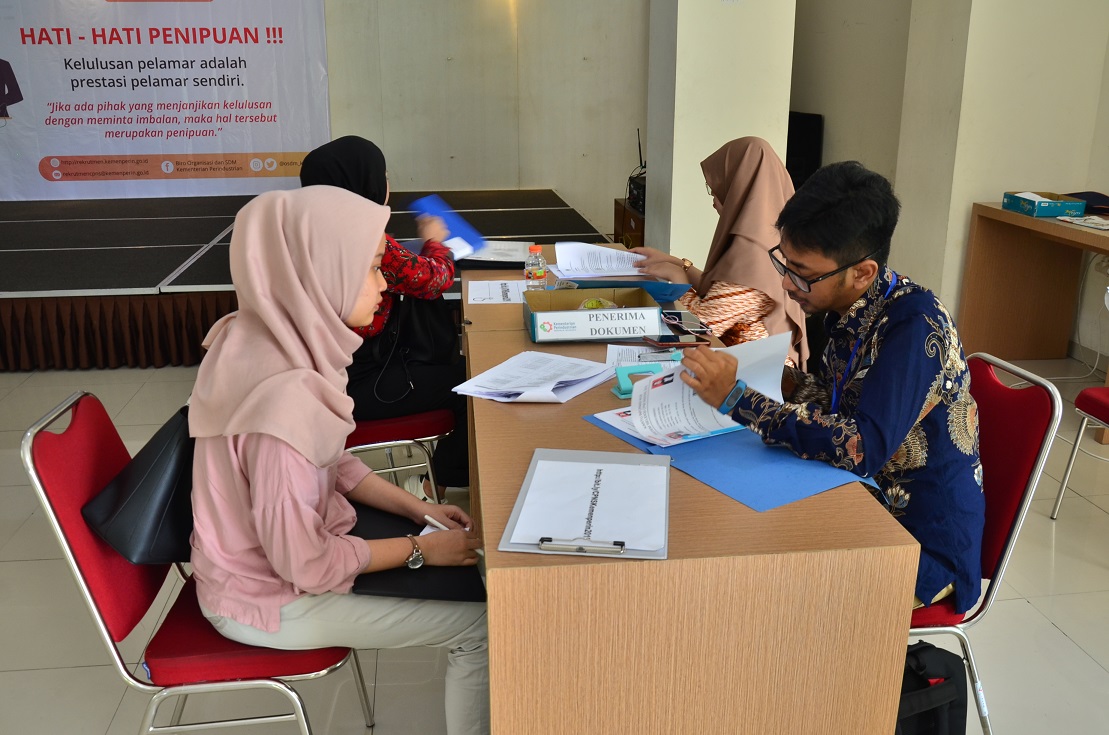 seleksi administrasi cpns 2019 di BDI Surabaya